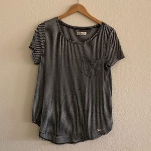Hollister t-shirt